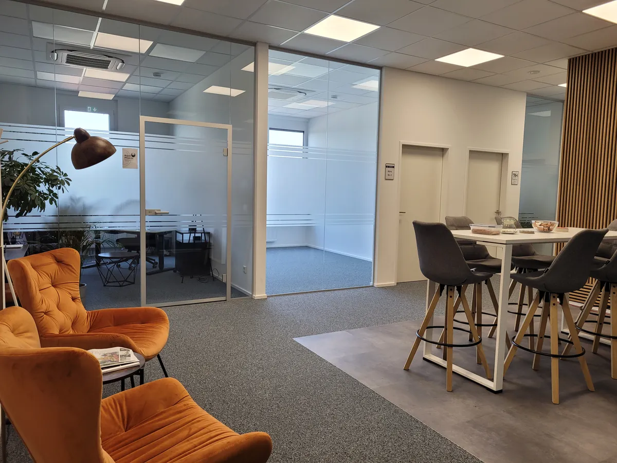 UNIT Center Gleisdorf - Arbeitsplätze oder Büros im Coworking Space - Ansicht 2