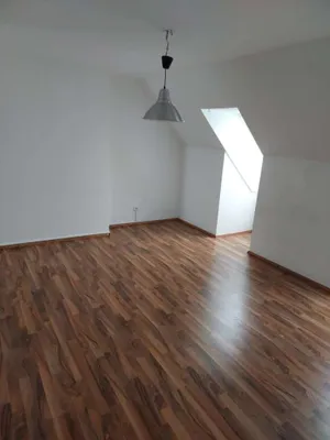2-Zimmer-Wohnung mieten in Baden – 42 m², € 630 – Bild 2 von 6