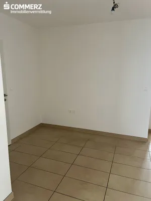 2-Zimmer-Wohnung mieten in Wiener Neustadt – 61,84 m², € 918 – Bild 3 von 8