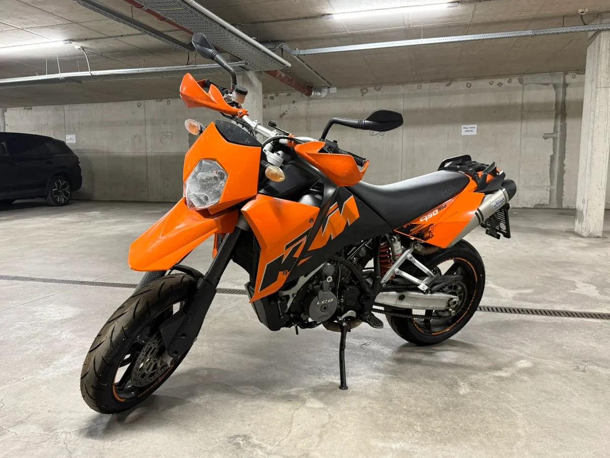 KTM 950