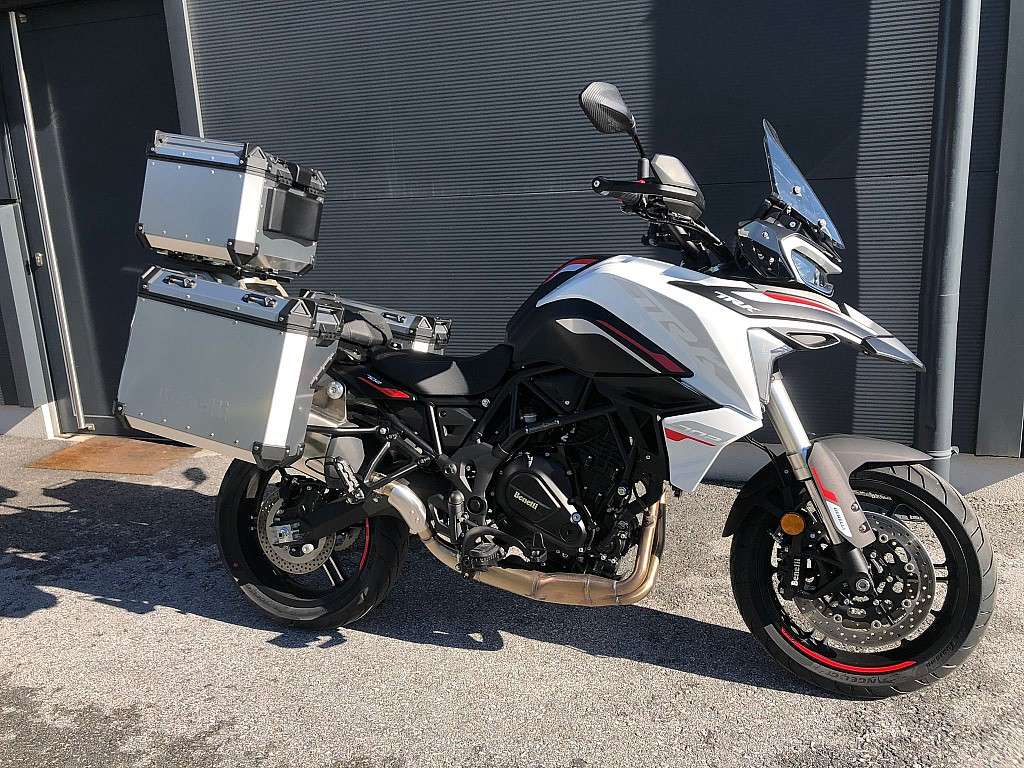 Benelli TRK 702 Gratis Kofferset 3 Teilig Enduro