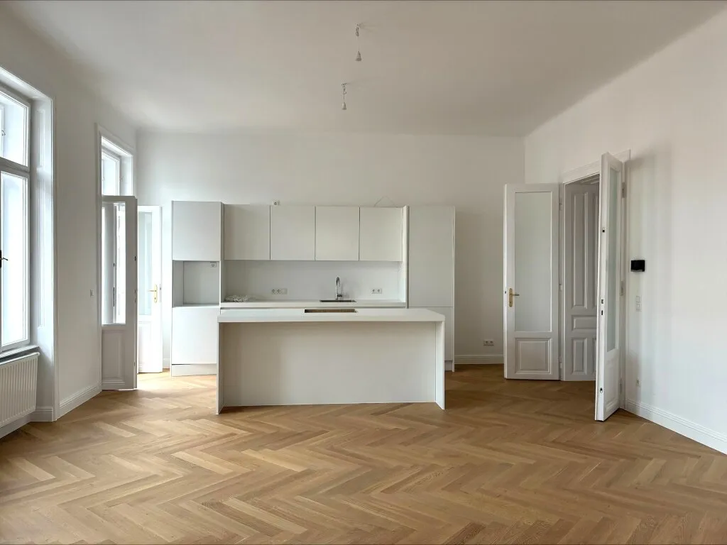 5-кімнатна квартира з балконом, 198 м², Ландштрассе, Ландштрассе
