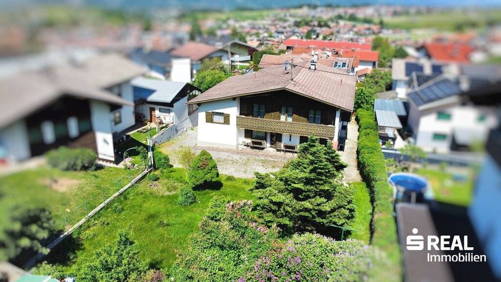 Mehrgenerationenhaus/ Pension mit großem Garten, Terrasse, Balkon, Garage, Keller und vielem mehr, Axams
