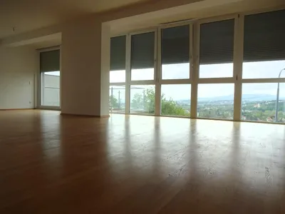 TRAUMHAFTE MIETWOHNUNG MIT TERRASSE UND EIGENGARTEN IN ABSOLUTER GRÜNRUHELAGE! – Bild 2