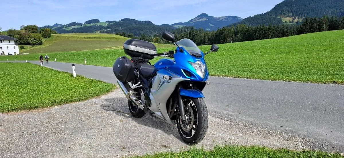 Suzuki GSX