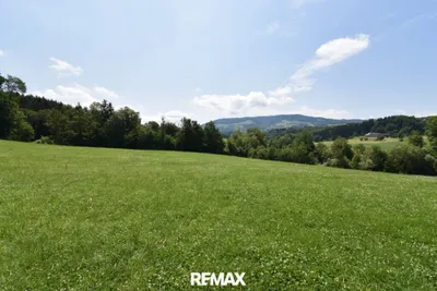 Grundstück kaufen in Amstetten – 1 074 m², € 175.685 – Bild 1 von 5
