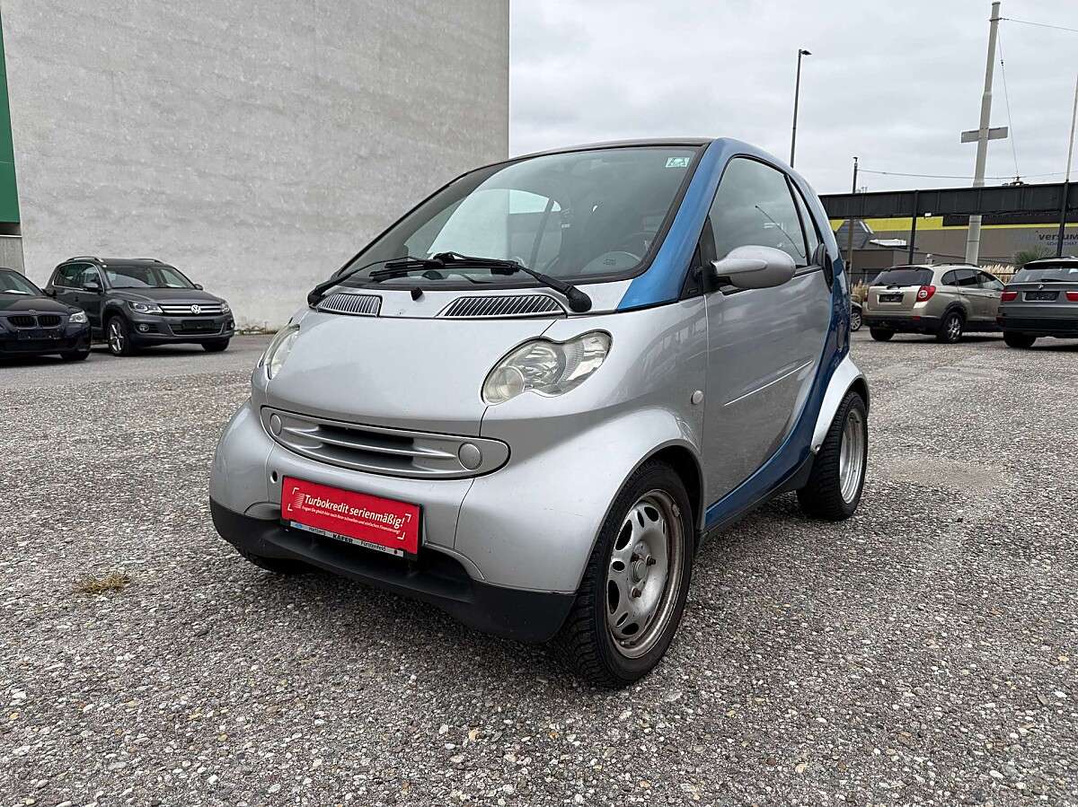 Smart fortwo Basis*KLIMA*ZV*RADIO*KREDIT MÖGLICH*