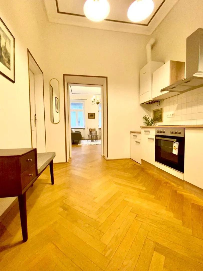 Stilvoller Altbauflair | Erstbezug | 2 Zimmer getrennt begehbar | 2. Stock | Nähe U4 Schönbrunn - Widok 3