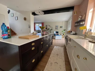 6-Zimmer-Haus mieten in Korneuburg – 180 m², € 3.300 – Bild 3 von 6
