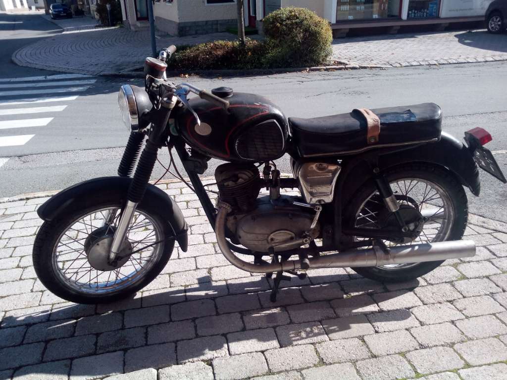 Pannonia Leichtmotorrad L3e, historisch Tourer