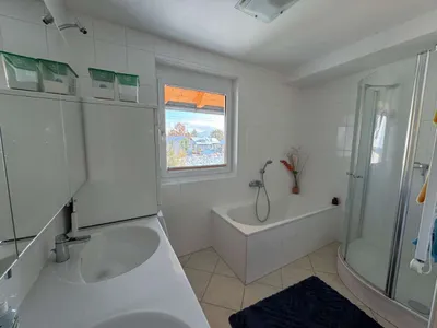 4-Zimmer-Wohnung mieten in Salzburg Stadt – 90 m², € 2.700 – Bild 2 von 9