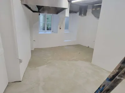 4-Zimmer-Gewerbeimmobilie mieten in Wien – 200 m², € 1.915 – Bild 11 von 17