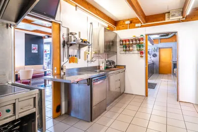 Gewerbeimmobilie mieten in Dornbirn – 1 450 m², € 1.900 – Bild 7 von 20