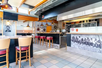Gewerbeimmobilie mieten in Dornbirn – 1 450 m², € 1.900 – Bild 5 von 20