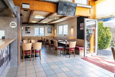 Gewerbeimmobilie mieten in Dornbirn – 1 450 m², € 1.900 – Bild 3 von 20