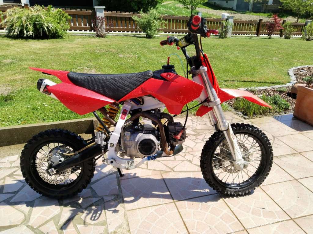 YCF Pilot 125 Motocross