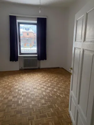 5-Zimmer-Wohnung mieten in Gmunden – 113 m², € 1.140 – Bild 13 von 16