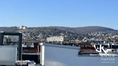 Luxuriöse Penthouse mit Pool, große Terrassenflächen, beeindruckendem Fernblick auf Kahlenberg, Wilhelminenberg! – Bild 3