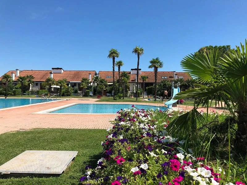 Bungalow Residence Corte del Sole - Aprilia Marittima - Nord-Adria Italien