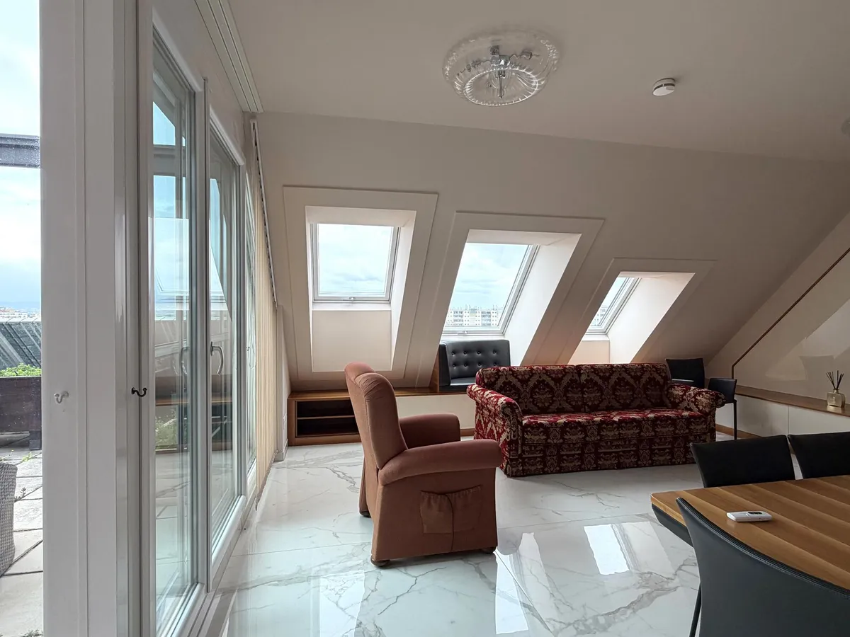 Penthouse-Feeling mit Fernblick über Wien - inkl. Terrasse & Garage – pohled 2