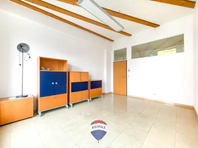 1-Zimmer-Gewerbeimmobilie mieten in Graz-Umgebung – 18 m², € 326