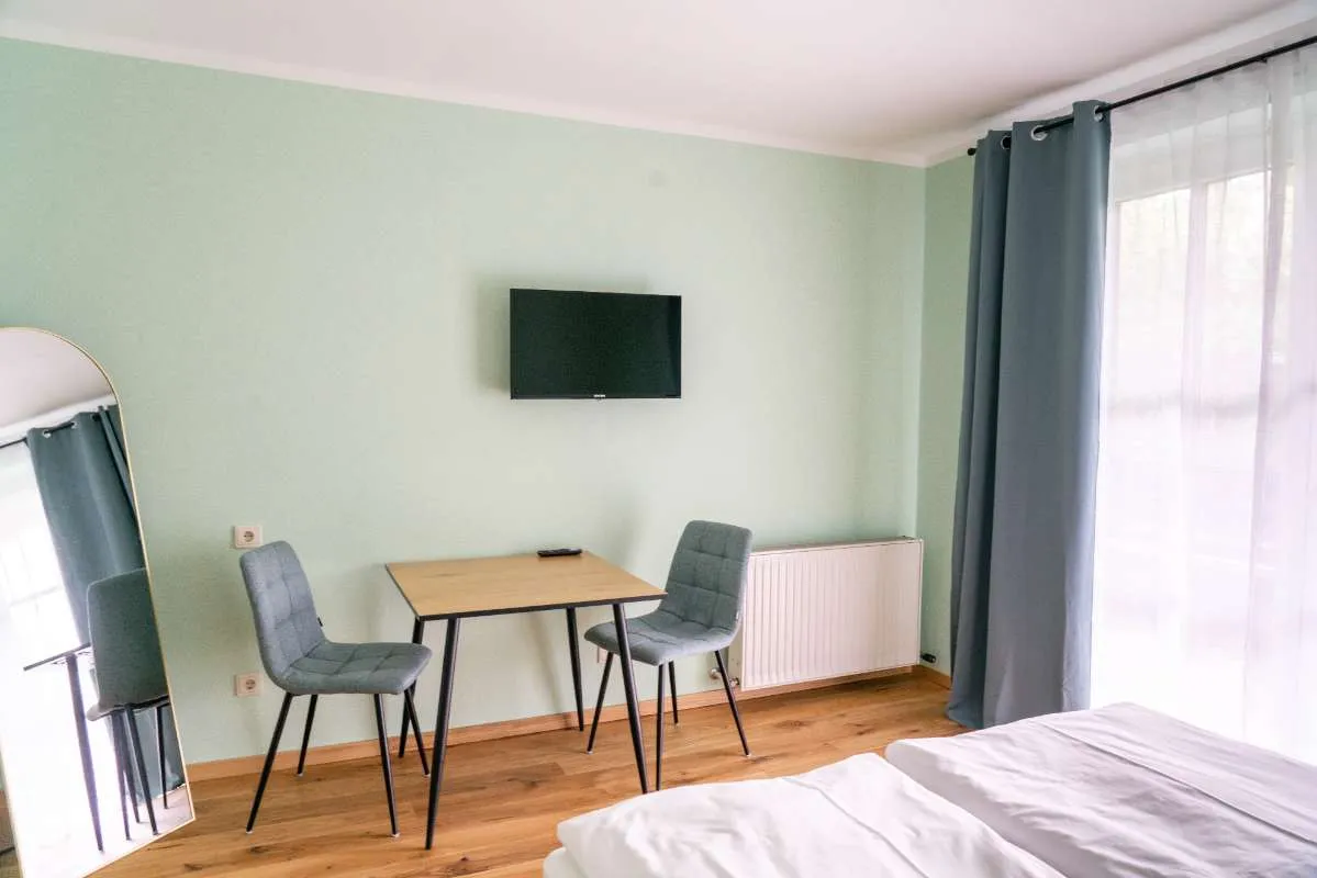 Stilvolles Apartment - Kurzzeitvermietung ab 30 Tagen | Ruhige Lage im Grünen & Stadtnähe - Ansicht 3