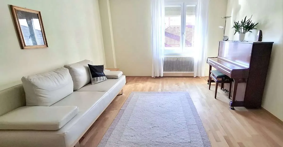 Wohnen mit Schlossbergblick - Helle 2-Zimmer-Wohnung am Lendplatz - Provisionsfrei - Ansicht 3