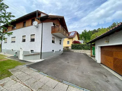 7-Zimmer-Wohnung mieten in Urfahr-Umgebung – 240 m², € 1.680 – Bild 1 von 11