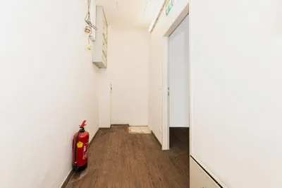 Gewerbeimmobilie kaufen in Wiener Neustadt – 315 m², € 698.500 – Bild 14 von 16