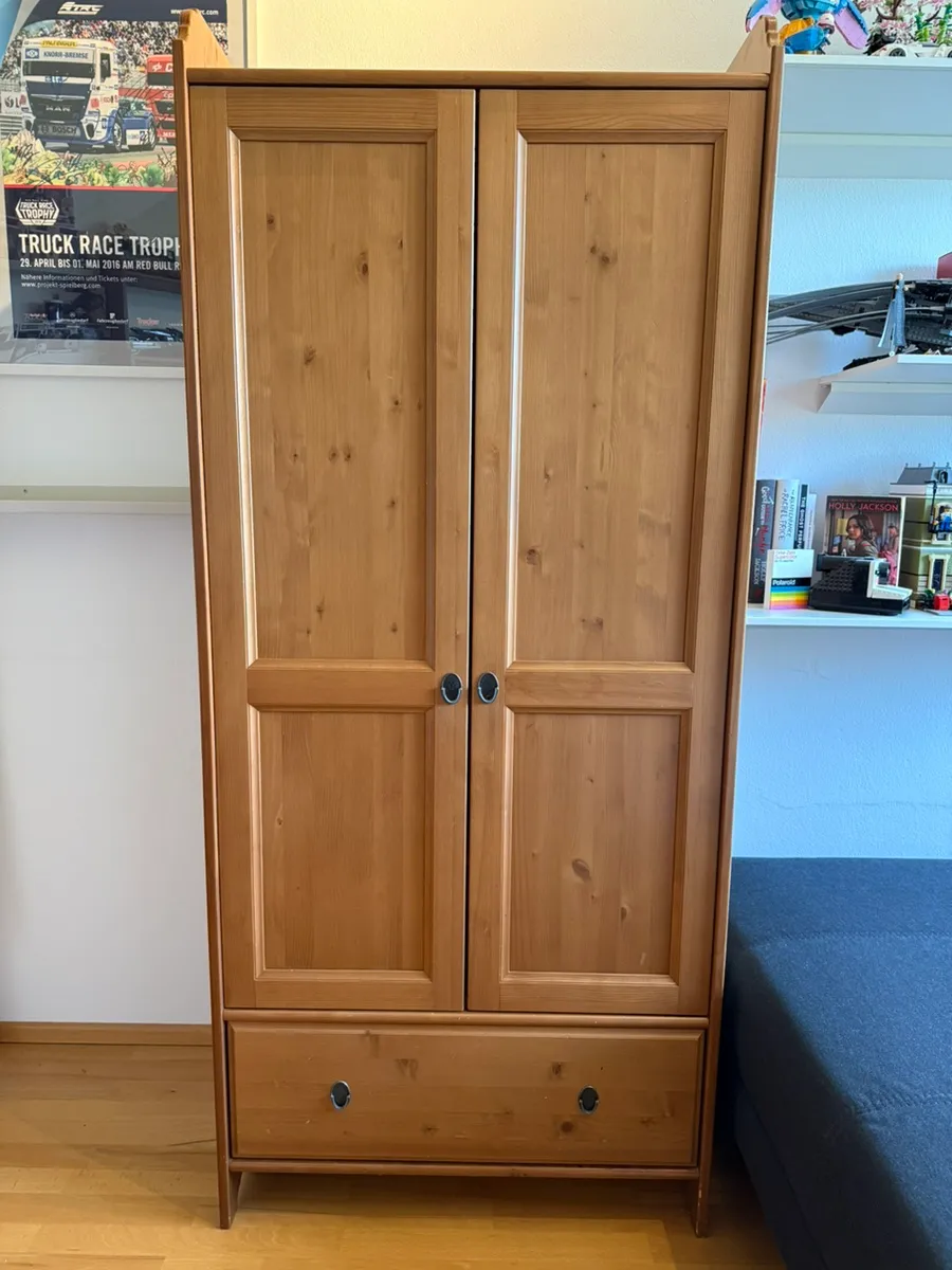 IKEA | LEKSVIK | Kleiderschrank | Landhausstil, € 110,- (9241 Föderlach I)