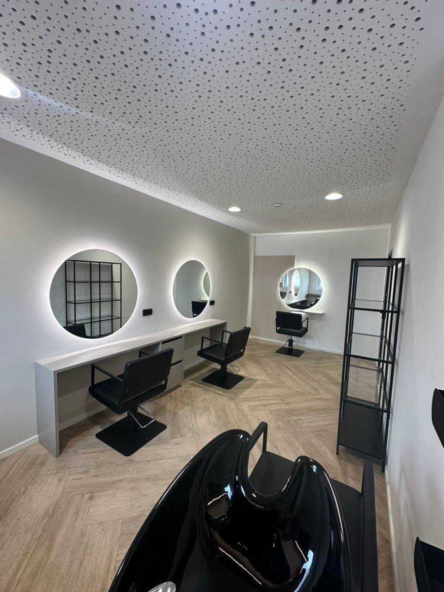 Exklusive Räumlichkeiten für Friseure zu vermieten! - Ansicht 2