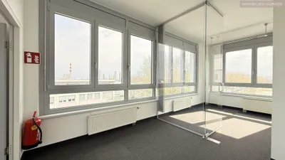 10-Zimmer-Gewerbeimmobilie mieten in Bruck an der Leitha – 424 m², € 6.429 – Bild 4 von 19