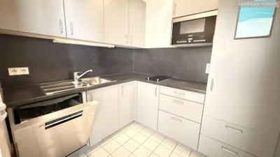 10-Zimmer-Gewerbeimmobilie mieten in Bruck an der Leitha – 424 m², € 6.429 – Bild 2 von 19