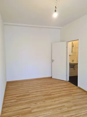 2-Zimmer-Wohnung mieten in Linz – 53 m², € 883 – Bild 12 von 16