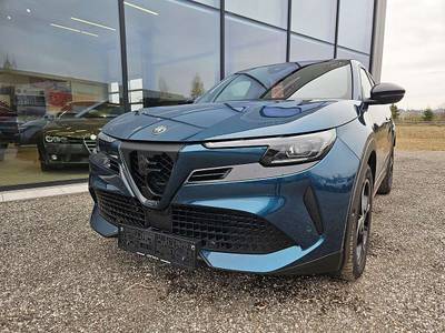 Alfa Romeo Junior Ibrida Speciale 1.2 MHEV e-DCT6