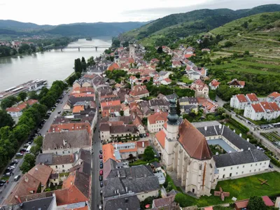 4-Zimmer-Gewerbeimmobilie mieten in Krems an der Donau – 96 m², € 1.311 – Bild 10 von 14