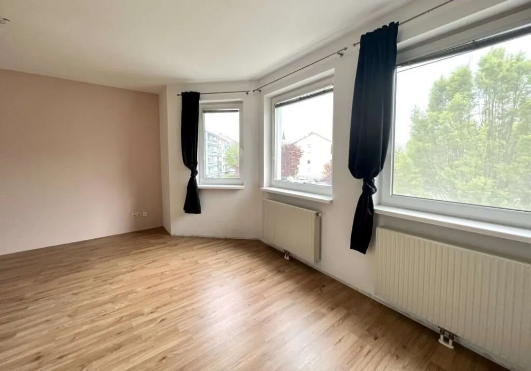 Helle 2-Zimmer Mietwohnung Ebergassing - Ansicht 3