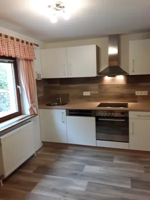 2-Zimmer-Wohnung mieten in Neunkirchen – 50 m², € 500 – Bild 1 von 11