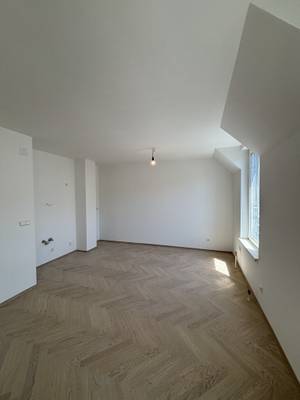1030! Erstbezug nach Sanierung Nähe Landstraßer Hauptstraße! – Bild 3
