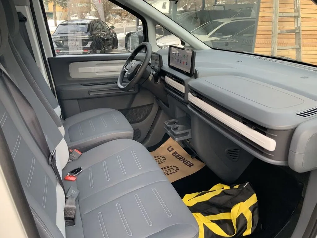 Maxus Edeliver 5 Transporter / Kastenwagen – Bild 6