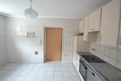 2-Zimmer-Wohnung mieten in Baden – 64 m², € 588 – Bild 3 von 10