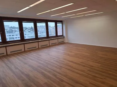 Gewerbeimmobilie mieten in Wien – 60 m², € 761 – Bild 1 von 3