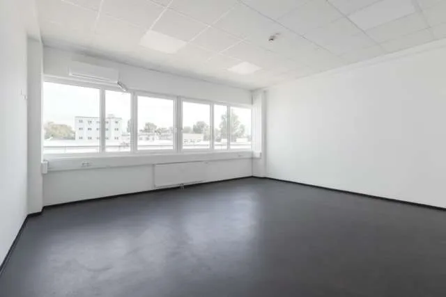 Noch 1 28 qm klimatisiertes Büro im Shared Office zu vermieten - ALL IN Preis - Ansicht 2