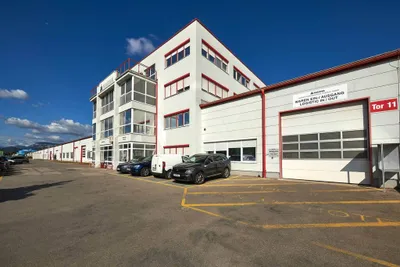 Gewerbeimmobilie mieten in Wiener Neustadt Land – 1 500 m², € 7 – Bild 7 von 9