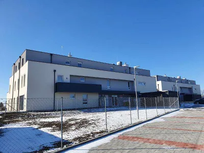 2-Zimmer-Wohnung mieten in Bruck an der Leitha – 52 m², € 815 – Bild 1 von 14