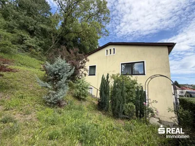 Haus kaufen in Perg – 262 m², € 183.000 – Bild 2 von 24