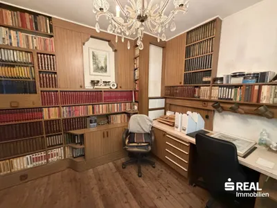 Haus kaufen in Perg – 262 m², € 183.000 – Bild 17 von 24
