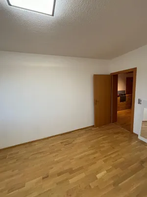 2-Zimmer-Wohnung mieten in Neunkirchen – 54 m², € 690 – Bild 2 von 14