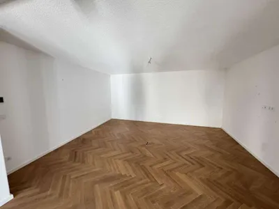 Gewerbeimmobilie mieten in Wien – 323 m², € 25 – Bild 8 von 12