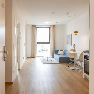 2-Zimmer-Wohnung mieten in Linz – 42 m², € 1.099 – Bild 7 von 16